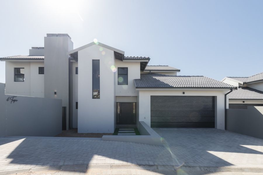 3 Bedroom Property for Sale in Country Club Western Cape